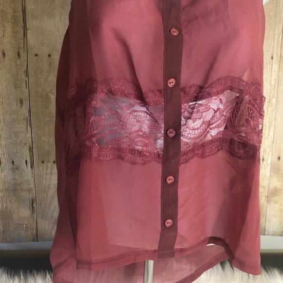 NWT Sheer Blouse - Picture 2 of 4